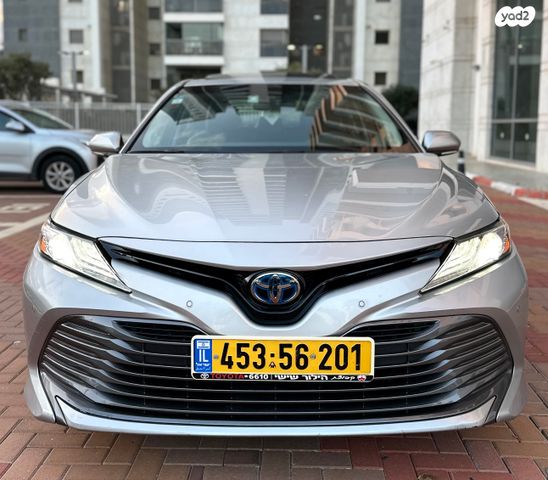 מודעת רכב טויוטה קאמרי