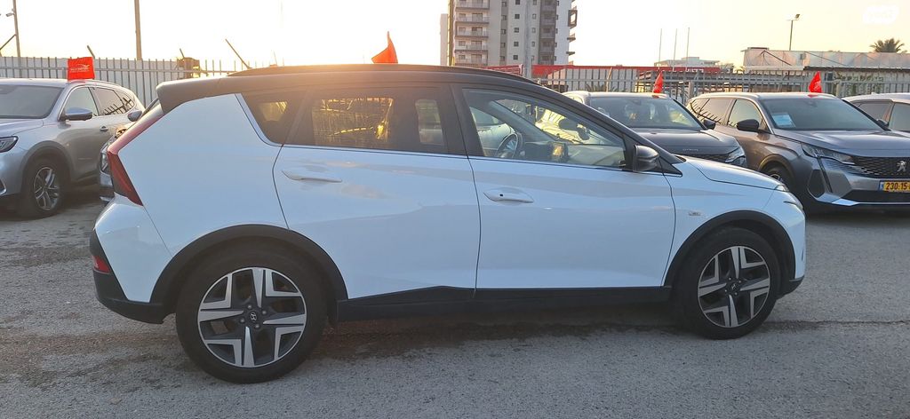 יונדאי באיון