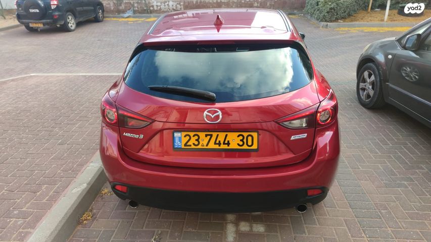 מאזדה 3