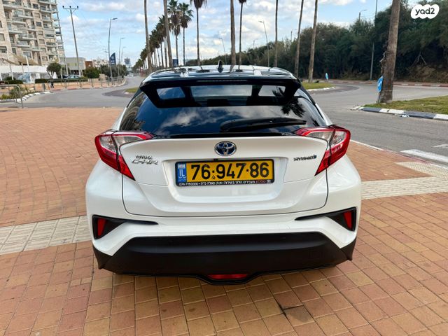 טויוטה C-HR