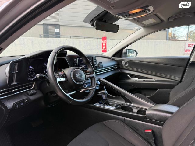 יונדאי אלנטרה