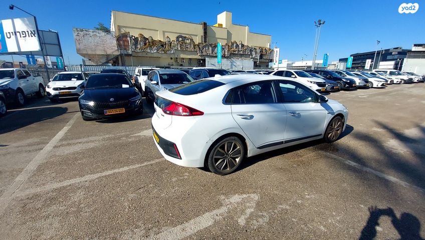 יונדאי איוניק