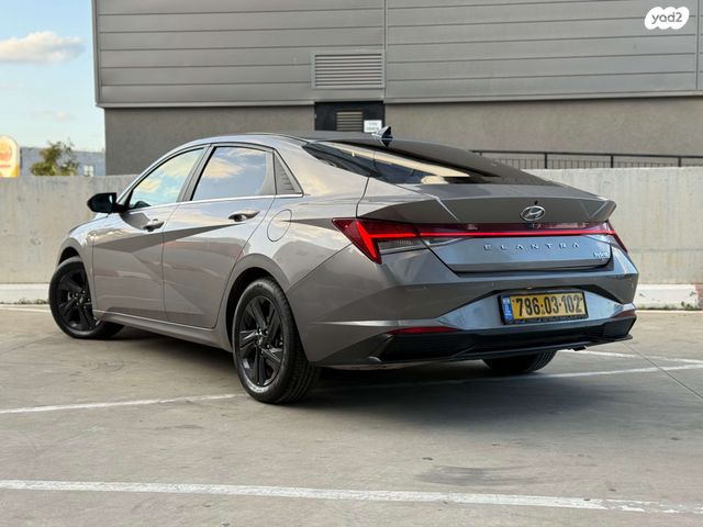 יונדאי אלנטרה