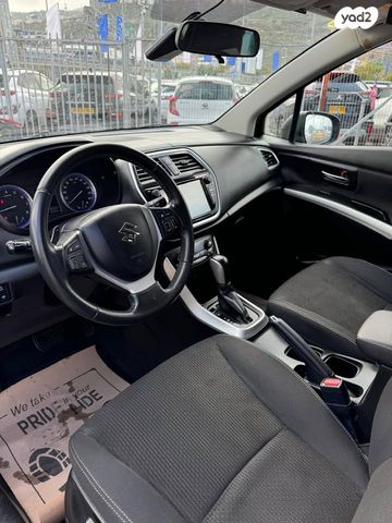 סוזוקי קרוסאובר