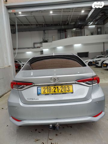 טויוטה קורולה