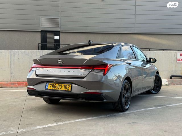 יונדאי אלנטרה