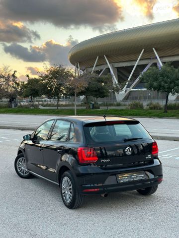 פולקסווגן פולו 