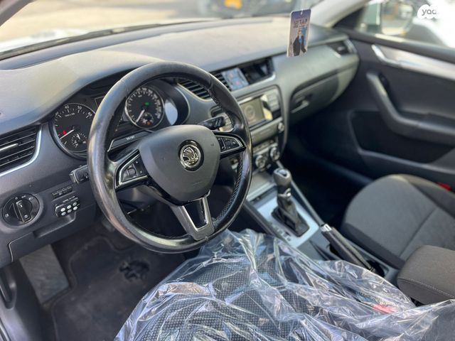 סקודה אוקטביה 