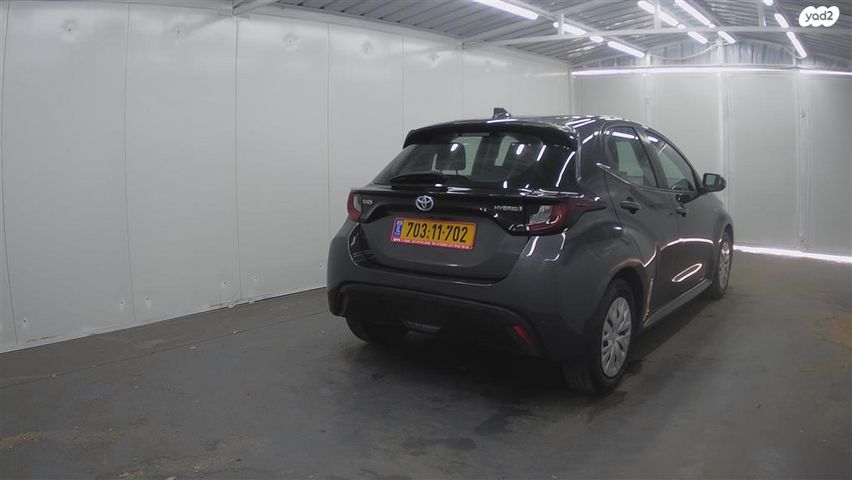 טויוטה יאריס