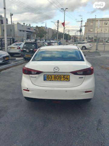 מאזדה 3