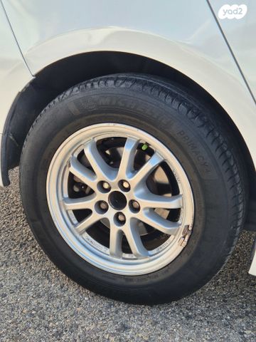 טויוטה פריוס