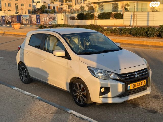 מיצובישי ספייס סטאר