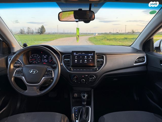 יונדאי אקסנט i25