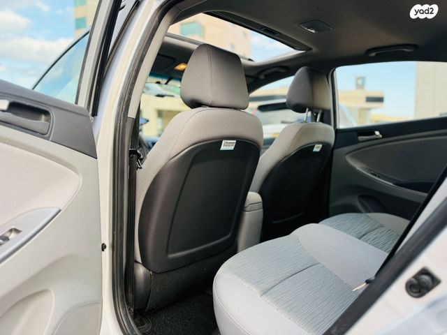 יונדאי אקסנט i25