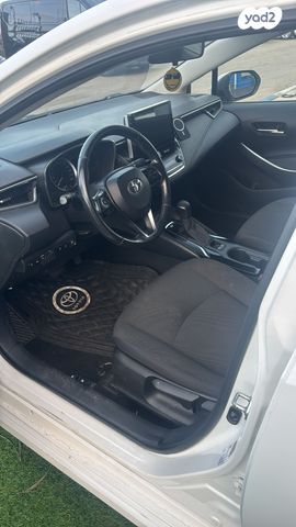 מודעת רכב טויוטה קורולה 2