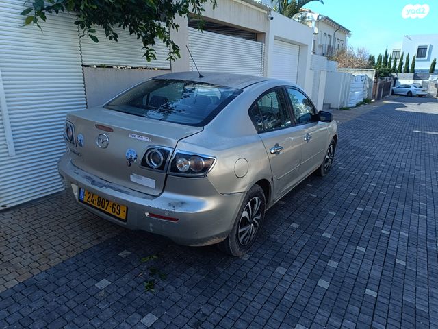 מאזדה 3