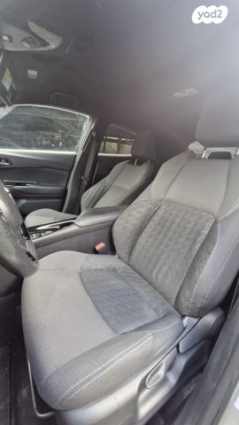 טויוטה C-HR