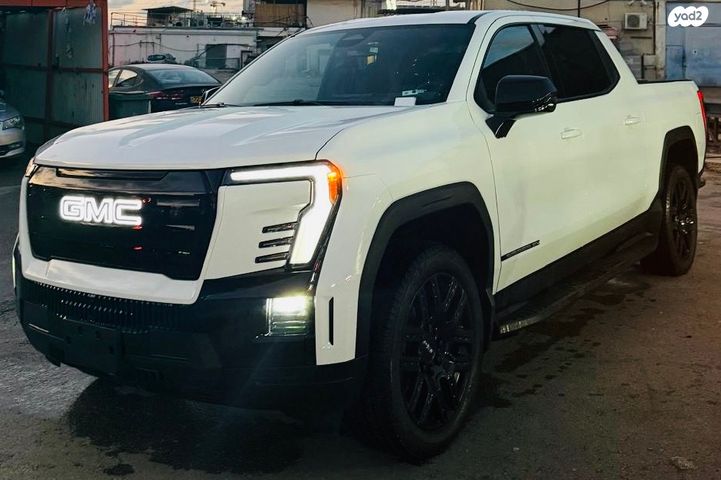 מודעת רכב ג'י.אם.סי סיירה EV  