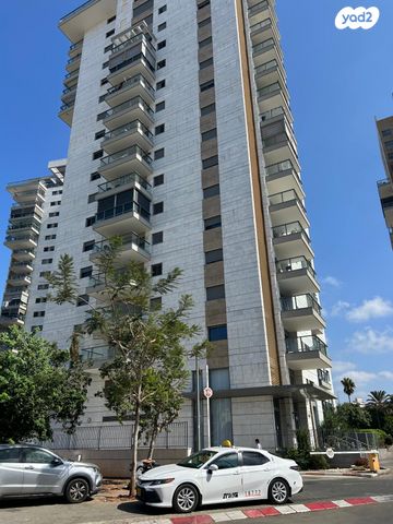 דירה, החשמונאים 1, צפון מזרח מרכז העיר, נתניה