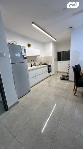 החשמונאים 37