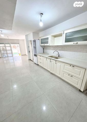 דירת גן, שביל הנרקיס 6, נוף העמק, מגדל העמק