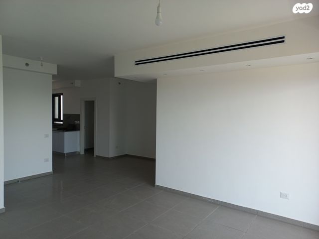 דירה, יצחק נבון 3, נאות אריאל שרון, קרית אונו