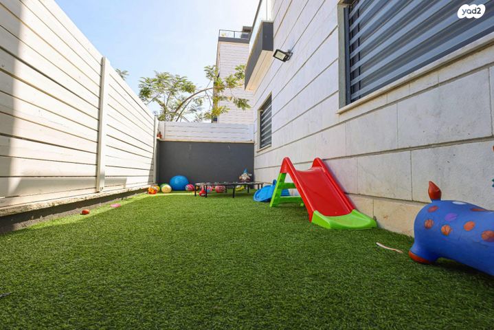 דירת גן, אלברט איינשטיין 10, פסגות אפק, ראש העין