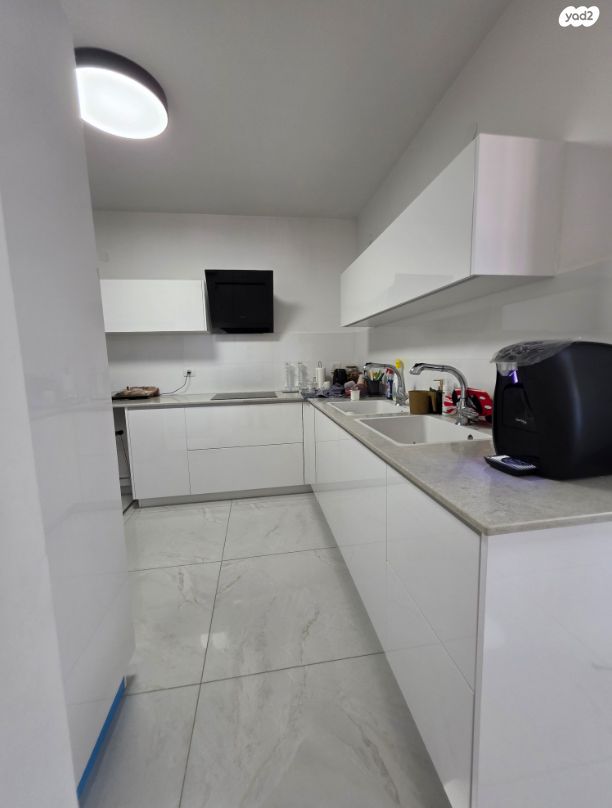 דירה, הנרקיסים 12, רכסים, רכסים