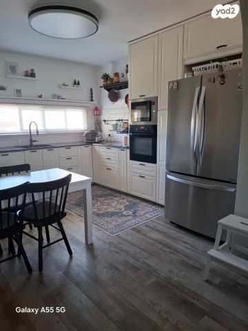 דירה, הקנאים 14, יהושפט, ערד