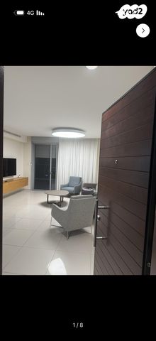 יעקב פיכמן 25