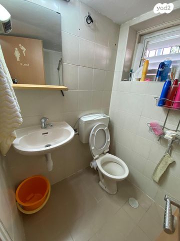 גג/ פנטהאוז, הנביאים 9, נאות יהודית ונווה ארזים, חולון