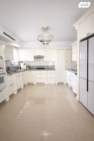 דירה, יונתן נתניהו 14, ברנע, אשקלון