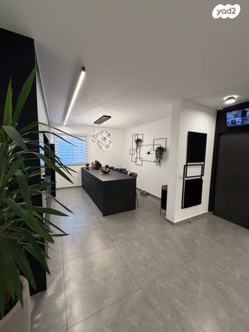 דירה, גולדה מאיר 106, מורשת, מודיעין מכבים רעות