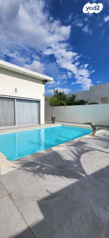 בית פרטי/ קוטג', היונה 6, חבר, חבר