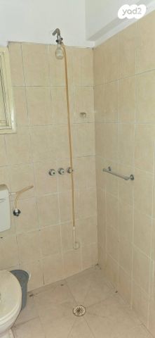 דירה, הלני המלכה 3, מרכז העיר, לוד