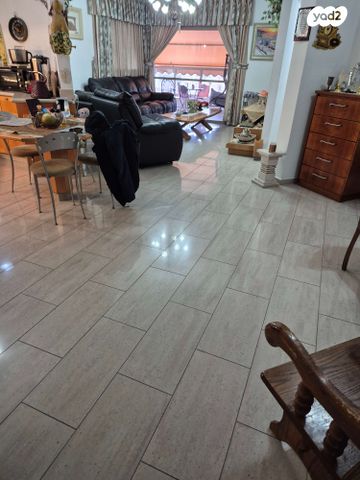 מיכל לייב כץ 35