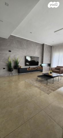 בית פרטי/ קוטג', היונה 6, חבר, חבר