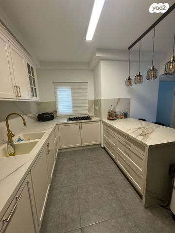 גג/ פנטהאוז, שלמה בן יוסף 8, רובע ו', אשדוד