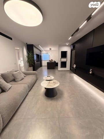 דירה, גולדה מאיר 106, מורשת, מודיעין מכבים רעות