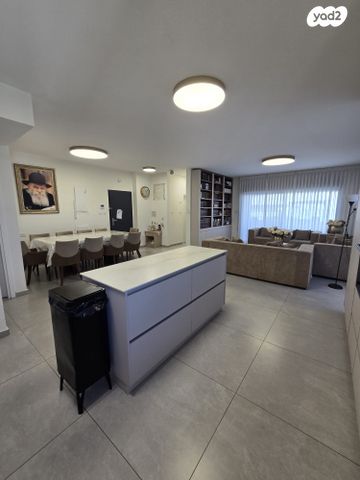 גג/ פנטהאוז, אריאל שרון 1, נווה שרון / שער העיר, נתיבות