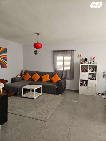 דירה, הרא"ה 15, שכונת בן גוריון, מרכז העיר ג', רמת גן