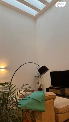 בית פרטי/ קוטג', ז' חשוון 25, קרית יערים, רמת השרון