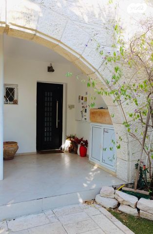 ישראל זרחי 26