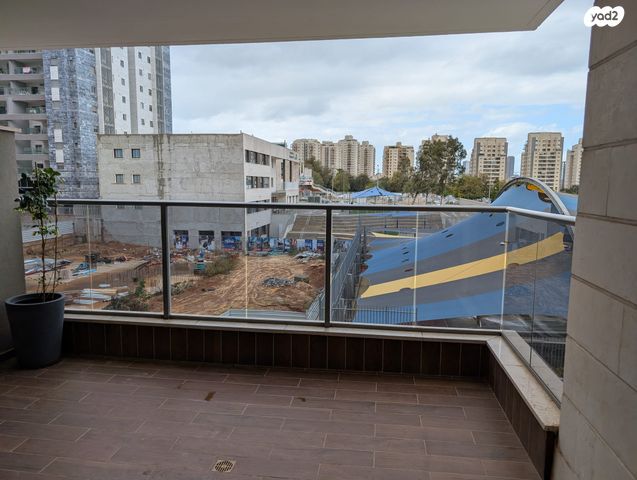 דירה, פרופ' ישראל ייבין 6, פסגת הדר / נווה עוז הירוקה, פתח תקווה