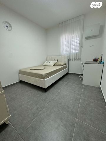 גג/ פנטהאוז, שלמה בן יוסף 8, רובע ו', אשדוד