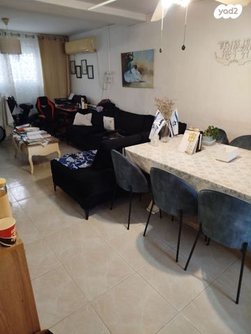 בעל שם טוב 13