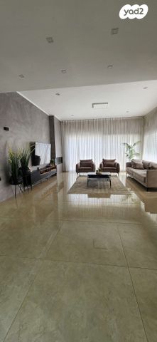 בית פרטי/ קוטג', היונה 6, חבר, חבר