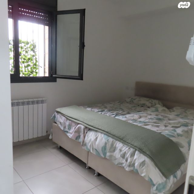 דירה, אזניים לתורה 8, קרית יערים, קרית יערים