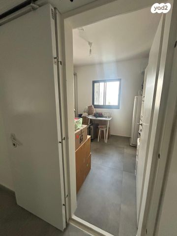 דירה, הרימון 1, קיראון, קרית אונו