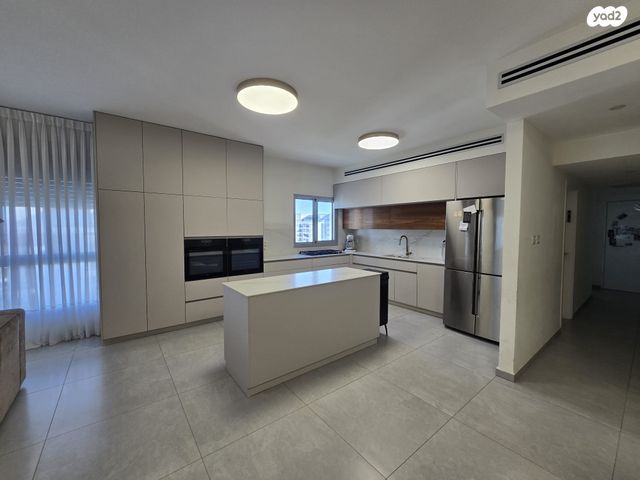 אריאל שרון 1